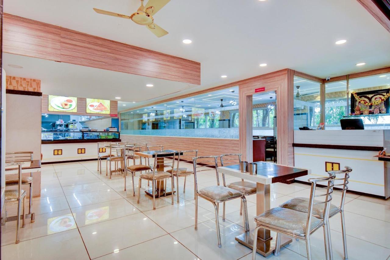 Capital O 81558 Udupi Gokula บังกาลอร์ ภายนอก รูปภาพ